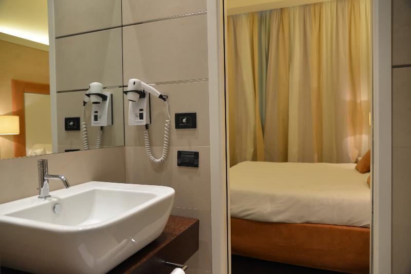 Hotel La Favorita Mantova Eksteriør bilde